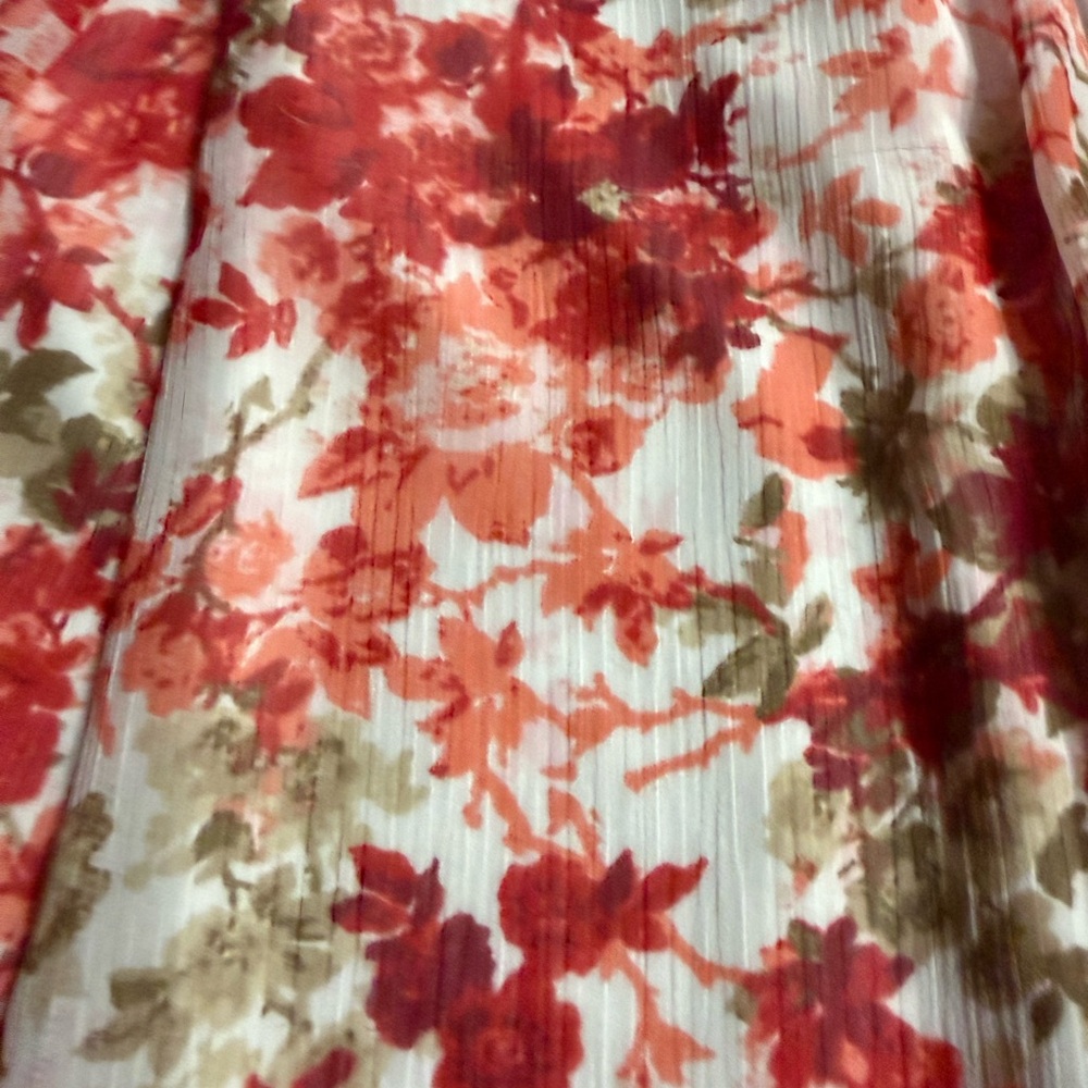 Laura Scott A-Line Skirt with Red and Green Floral Design - Picture 4 of 6